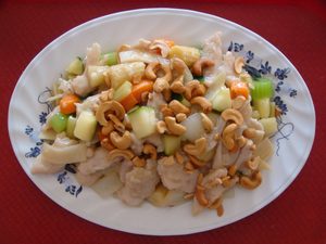 Stir fried chicken with cashew