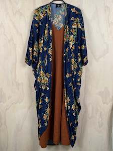 Tops 22: Juna Maxi Kimono - Inky Bouquet