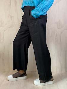 Juna Origami Trousers | Noir