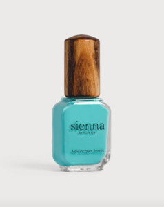 Summer 22 23: Sienna Nail Polish / Breeze