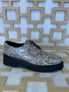 Minx  | Cobra Beige Lace Up