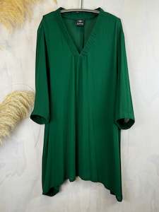 Juna 24: Juna V Crepe Top | Forest