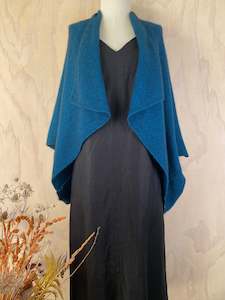 Merino: Longline Wrap / Tui