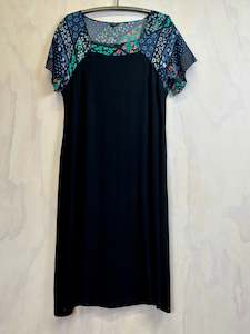 Vesta Mezzo Dress | Patchwork