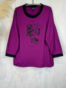 Merino: Juna Merino Cameo Jumper / Fucsia Rose