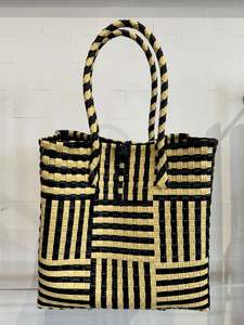Accessories: Turtle Totes | Tapa - S