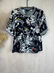 Juna: Juna T Top | Noir Birdie
