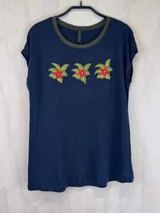 Pluto: Pluto Alice T | Navy Bamboo  Frida Flower