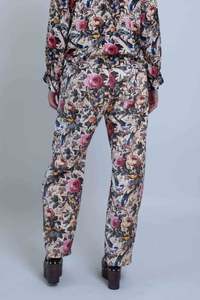Sheryl May: Sheryl May Barrel Leg Curved Jeans | RoseHaven