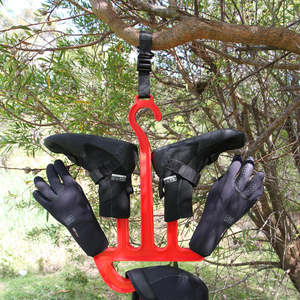 O & E Wetsuit Accessories Hanger