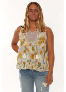 Clearance: Sisstrevolution Beach House Woven