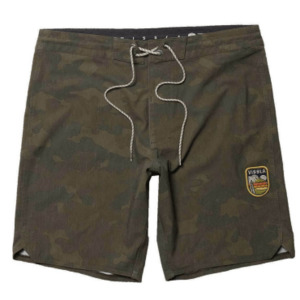 Vissla: Vissla Solid Sets 18.5" Boardshorts (Camo)