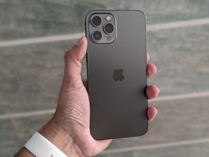 Products: iPhone 12 Pro