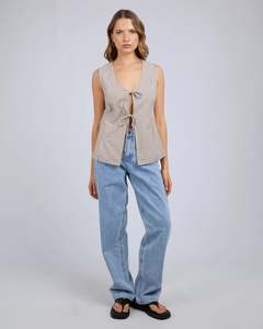 New: SILENT THEORY - Sunday Top