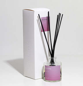 Accessories: LUCY KING - Reed Diffuser (Tekapo)