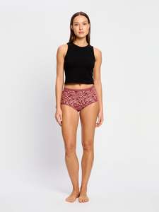 Light Absorbency: Classic Full Brief Light Provence Pink