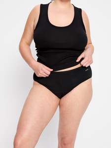 Brief: Basic Mid-Rise Brief Super Black