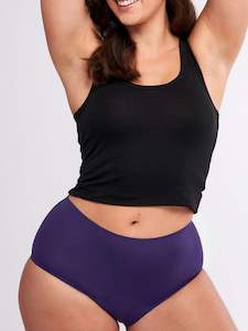 Women: Seamfree Full Brief Heavy-Overnight Helio