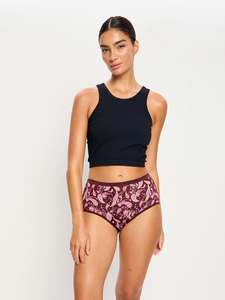 Classic Full Brief Moderate Opulent Paisley Red