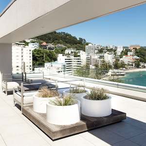 Cylindrus 350 Planter. 70cm W x 35cm H