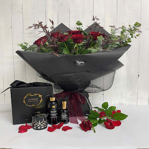 Bundles: Dramatic Deluxe Dozen Red Roses and Surmanti Bundle