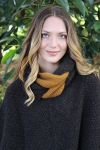 Merino Possum Cowl – The Plait