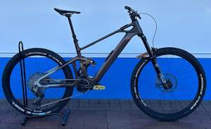 Electric Bikes: Mondraker Dune RR Ex-Demo E-Mountain Bike Large