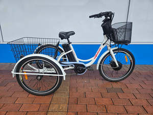 Wattwheels Front Hub Trike E-Bike – Pre-loved