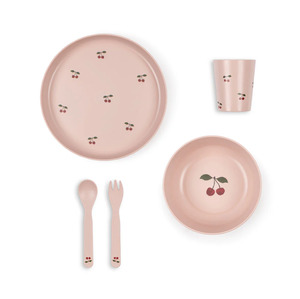 Tableware: Konges Sløjd Dinner Set Cherry