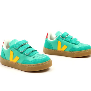 Veja: Veja V90 x The Campamento Fresh Mint