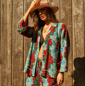 Sage Clare: Sage & Clare Leilani Resort Set