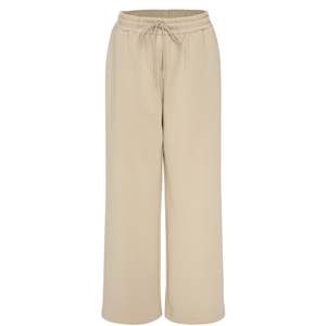 Plus Size Clothing Lookbook: Tash Pants - Sand