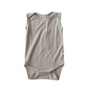 Newborn: merino singlet bodysuit