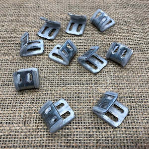 Zig Zag Spring Clip Hardware