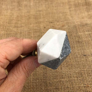 MARBLE KNOB Rina Hexagon