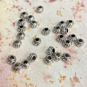 SULLIVANS Spacer Turks Head