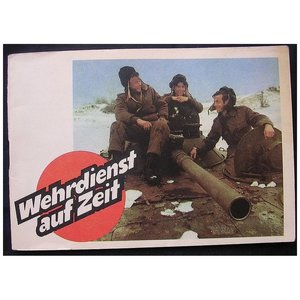 Products: GDR - East Germany Propaganda Booklet WEHRDIENST Auf Zeit 1986