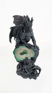 Steampunk: 2 Black Dragons on a Green Geode (LED)