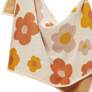 Sleep: Kiin Organic Cotton Bloom Blanket