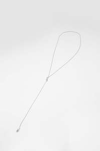 knot necklace / silver