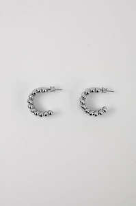 Earrings: ladder hoop / silver
