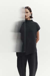 vent vest / charcoal marle