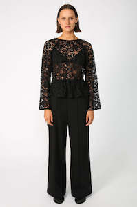 Tops: insisted top / black lace