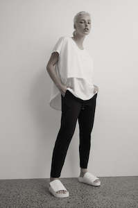 series track pant / black|black