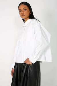 Shirts: evaded shirt / white
