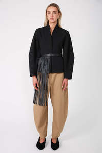 fashion accessory: fringe belt / black