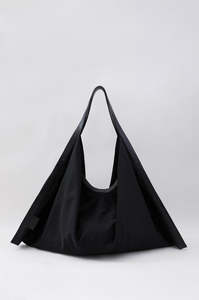 Accessories: origami tote bag / black