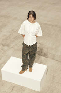 Pants: inquiry jean / khaki camo denim