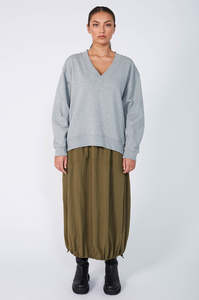 Outerwear: puff v sweat / grey marle