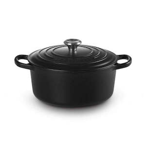 Lecreuset: Signature Round Casserole Satin Black